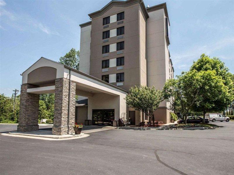Sleep Inn Greensboro Airport Bagian luar foto