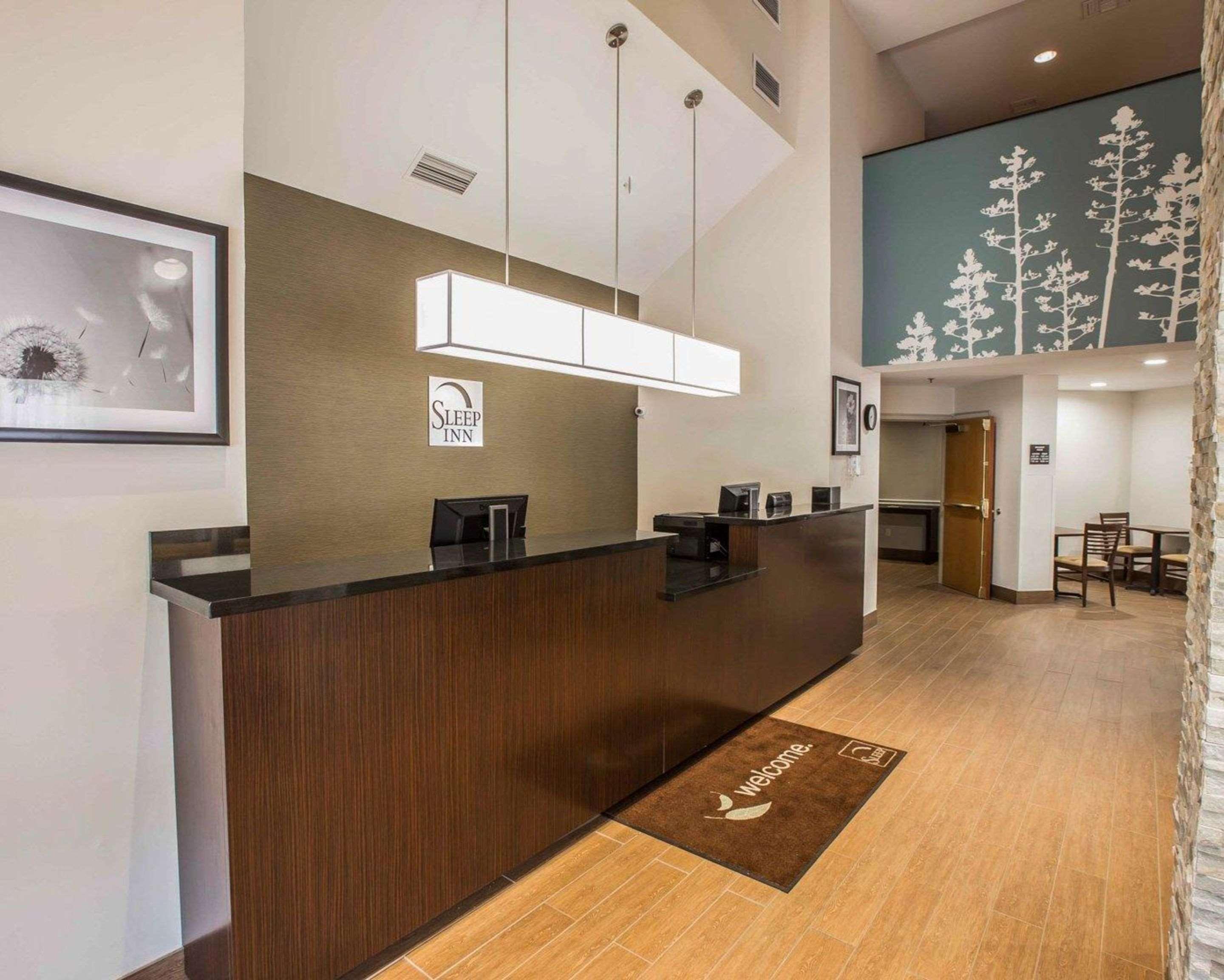 Sleep Inn Greensboro Airport Bagian luar foto
