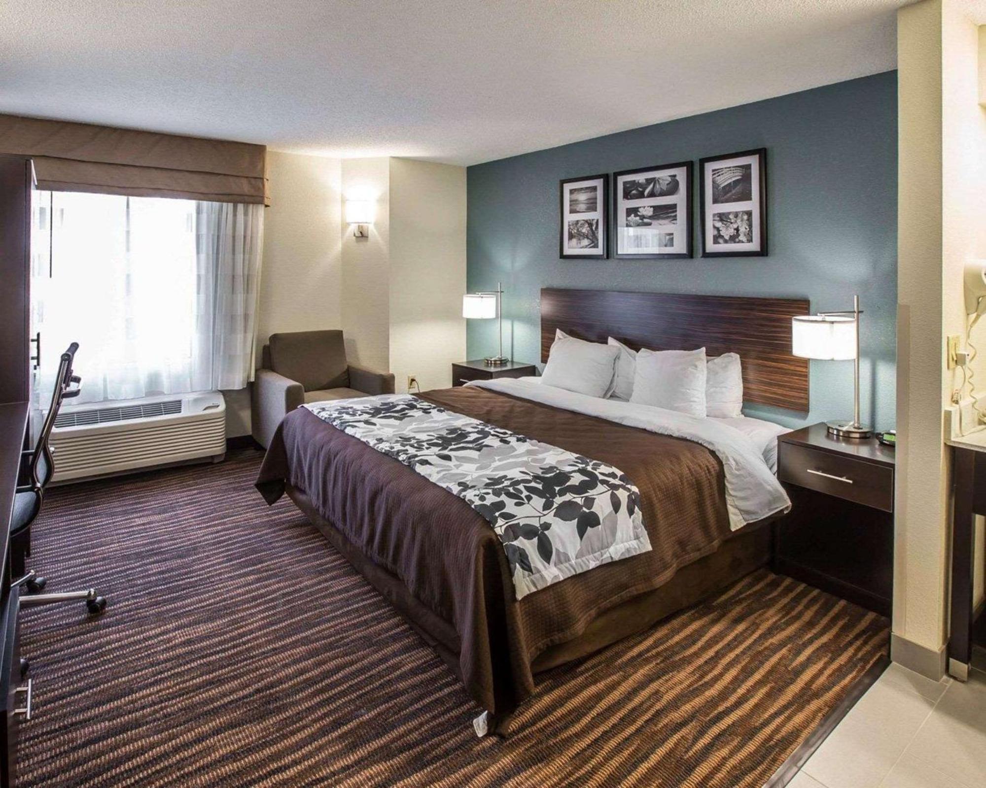 Sleep Inn Greensboro Airport Bagian luar foto
