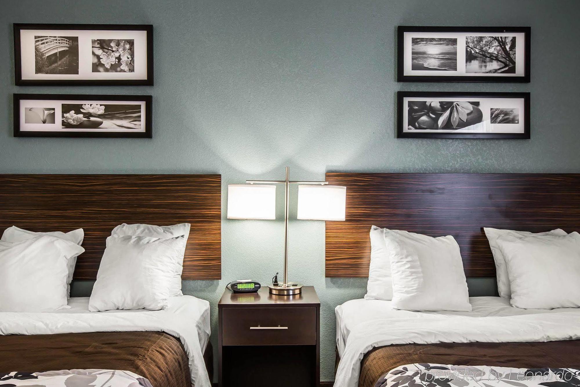 Sleep Inn Greensboro Airport Bagian luar foto