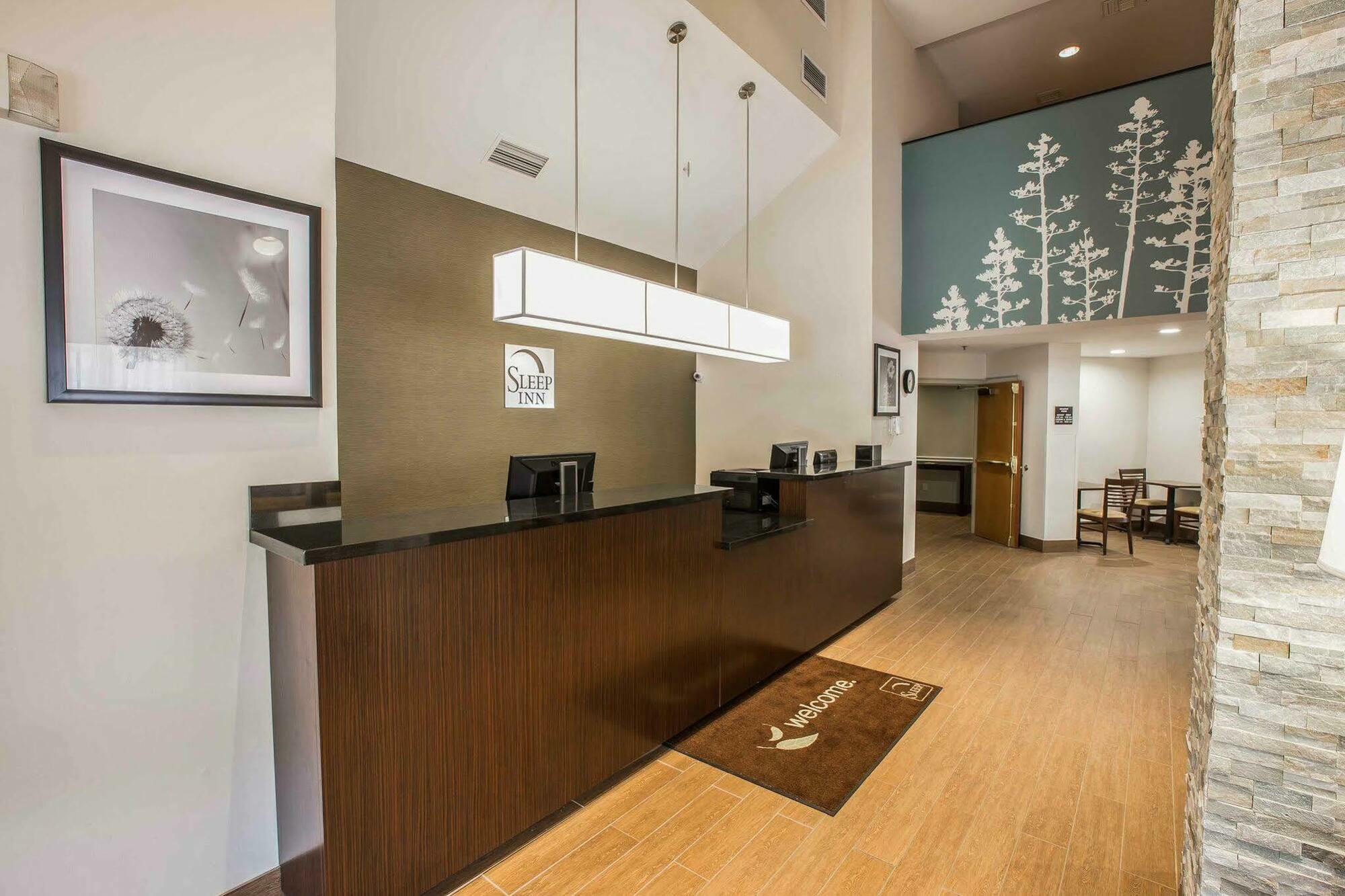 Sleep Inn Greensboro Airport Bagian luar foto