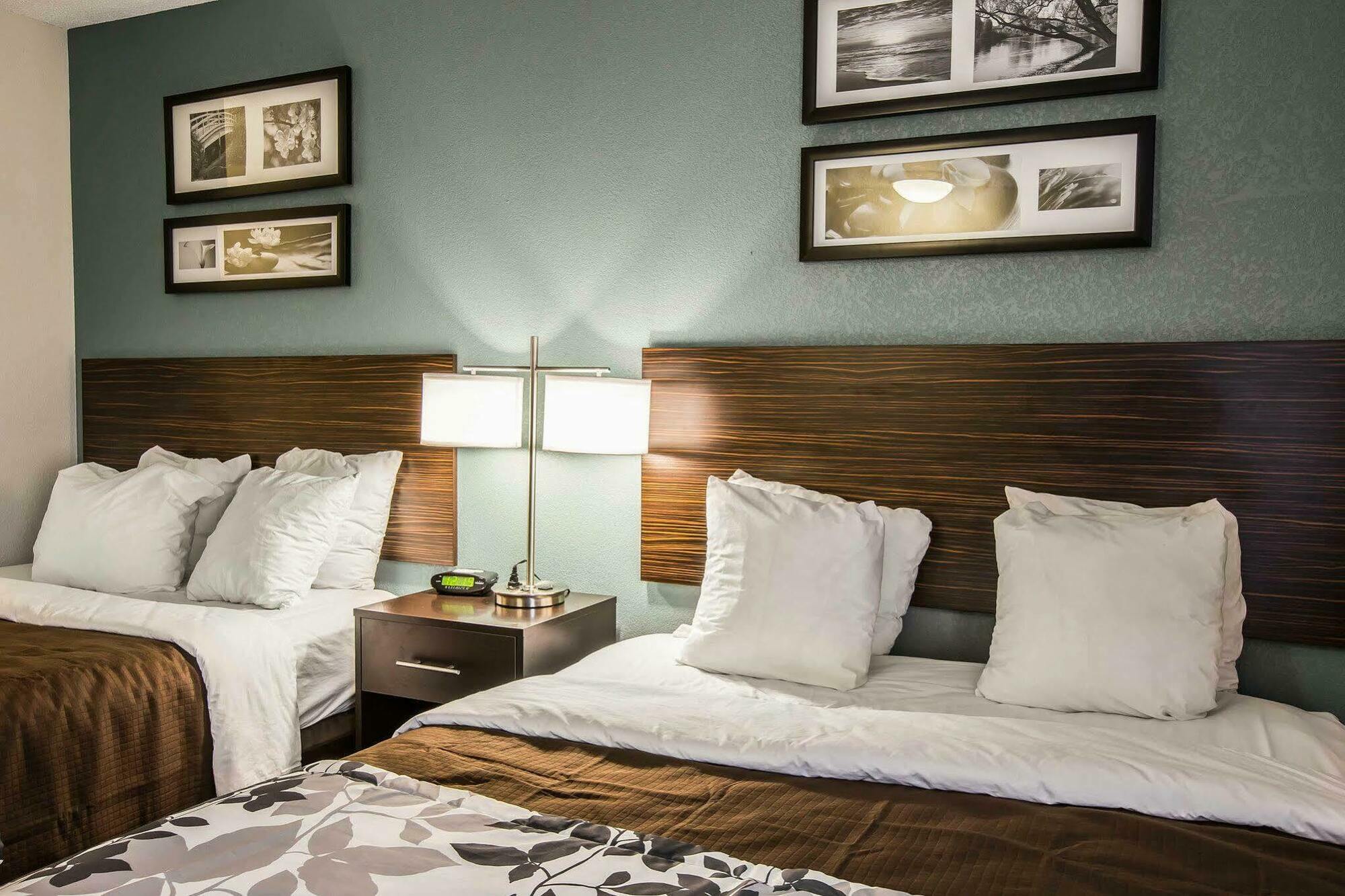 Sleep Inn Greensboro Airport Bagian luar foto